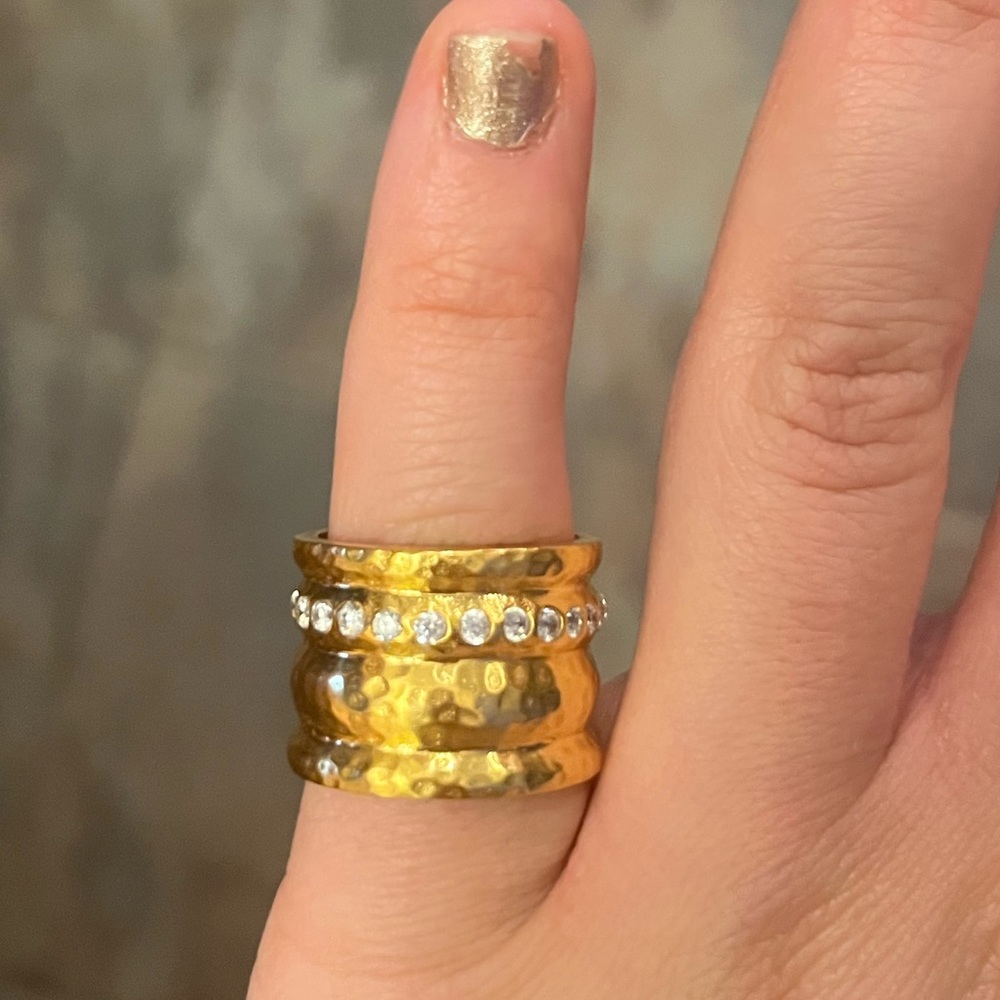 Cz ring